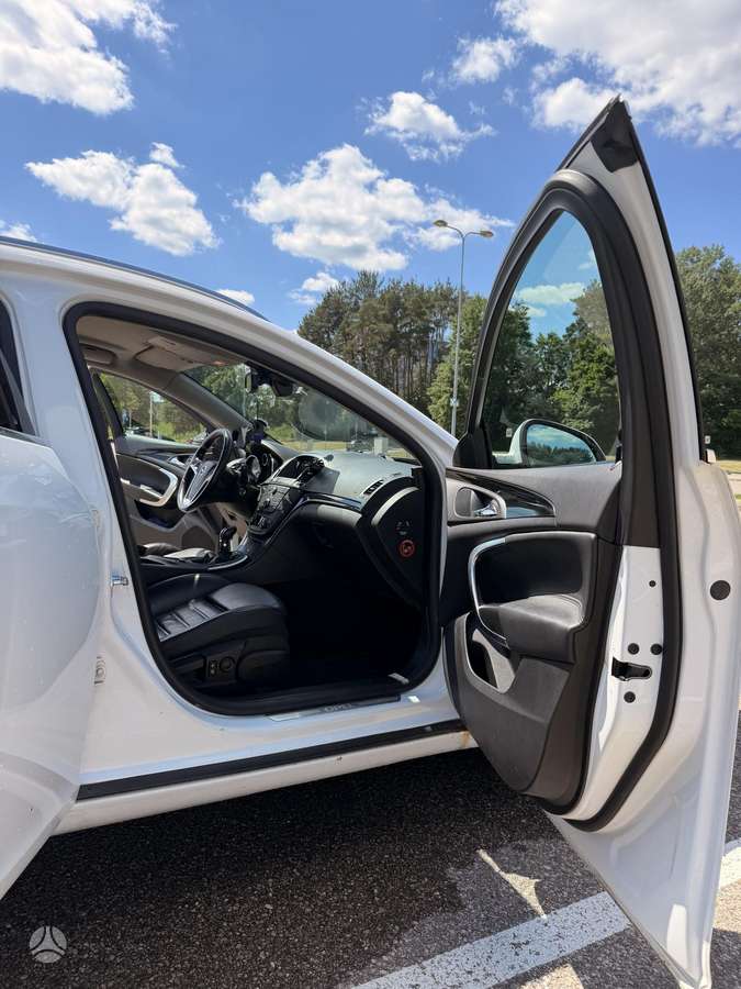 Opel Insignia, 2.0 l., wagon