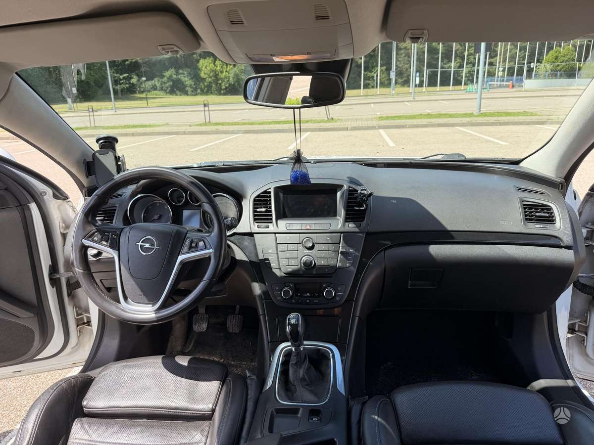 Opel Insignia, 2.0 l., wagon