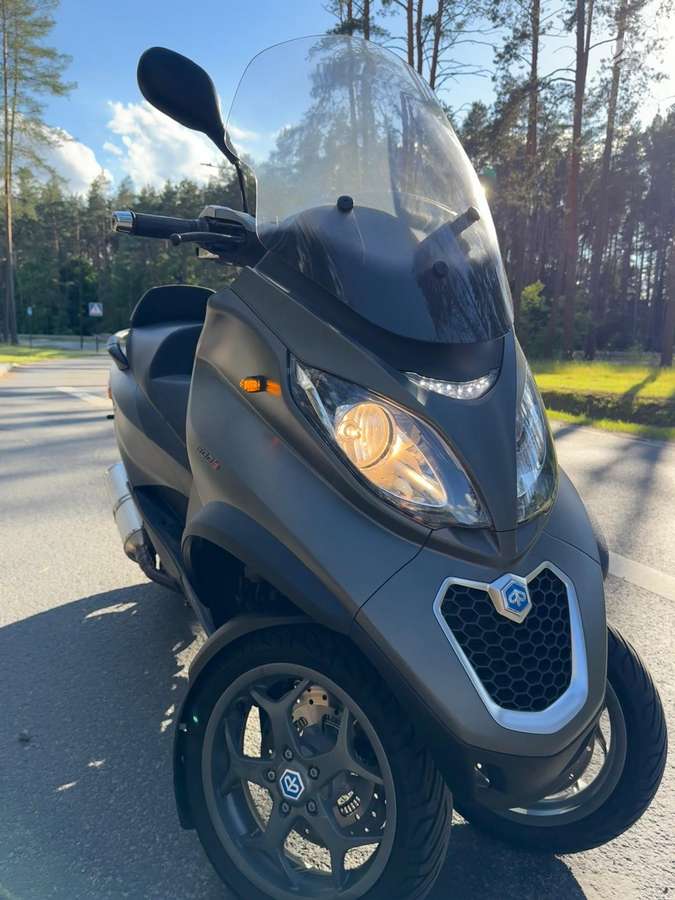 Piaggio MP3 500cc, трициклы