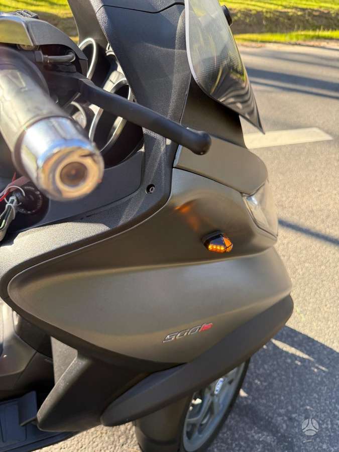 Piaggio MP3 500cc, трициклы