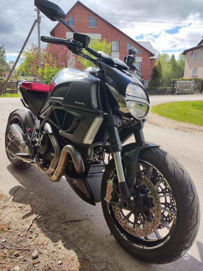 Ducati Diavel 1200cc, чопперы / круизеры / custom
