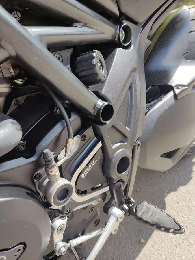 Ducati Diavel 1200cc, choppers / cruisers / custom