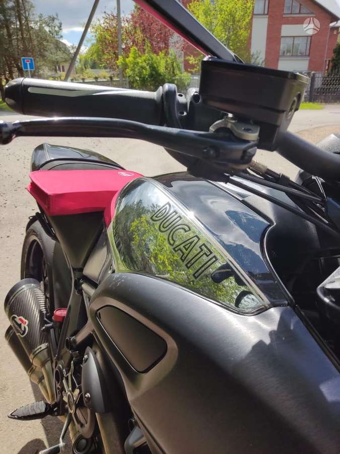 Ducati Diavel 1200cc, choppers / cruisers / custom