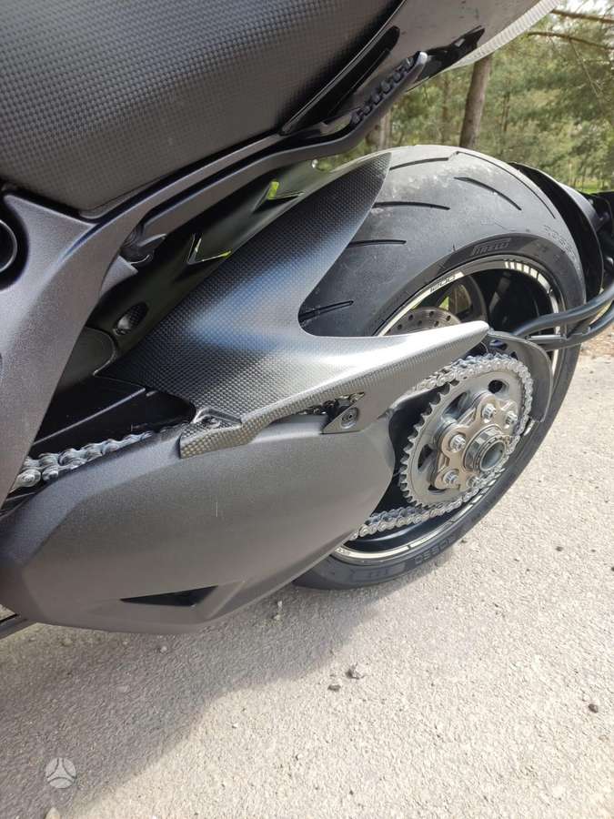 Ducati Diavel 1200cc, choppers