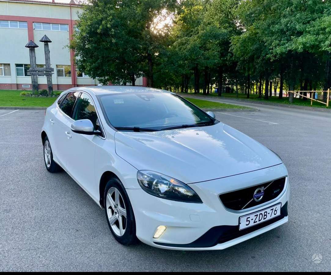 Volvo V40 - 2