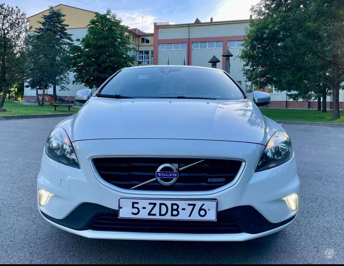 Volvo V40 - 3