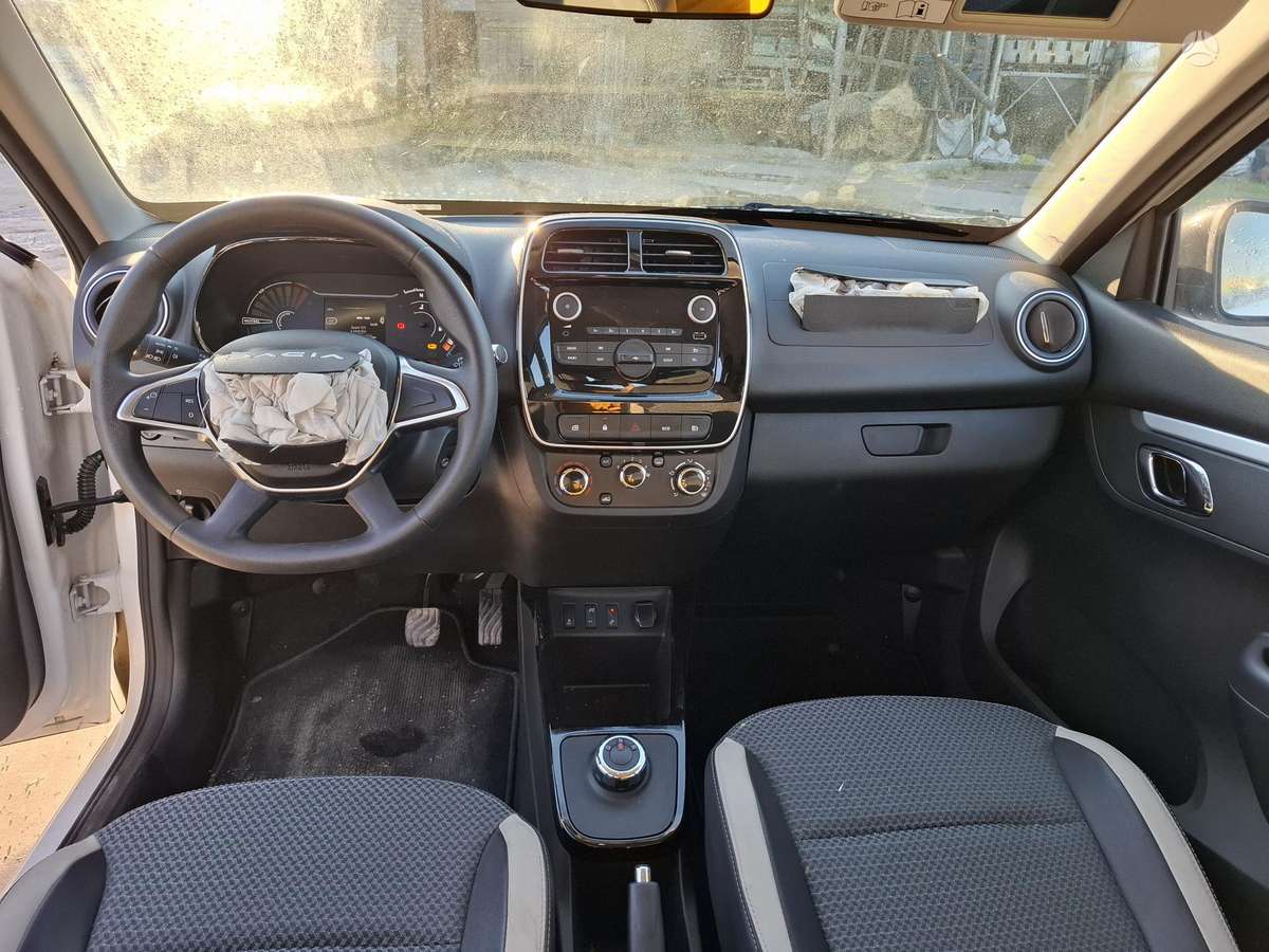Dacia Spring, hatchback