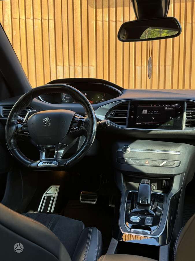 Peugeot 308 - 6