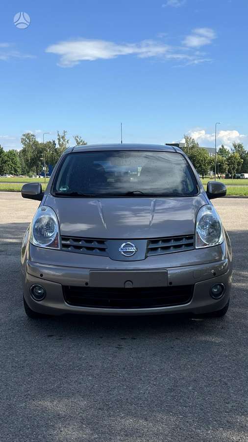 Nissan Note, 1.5 l., hatchback