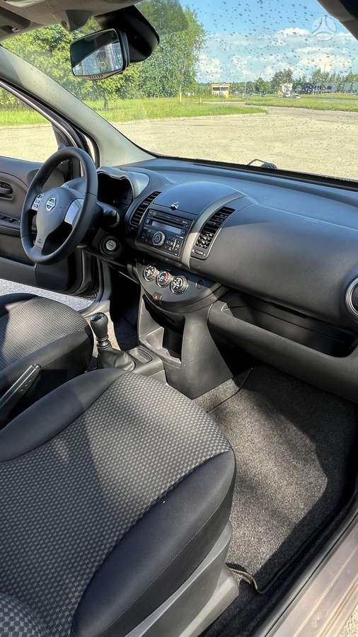 Nissan Note, 1.5 l., hatchback