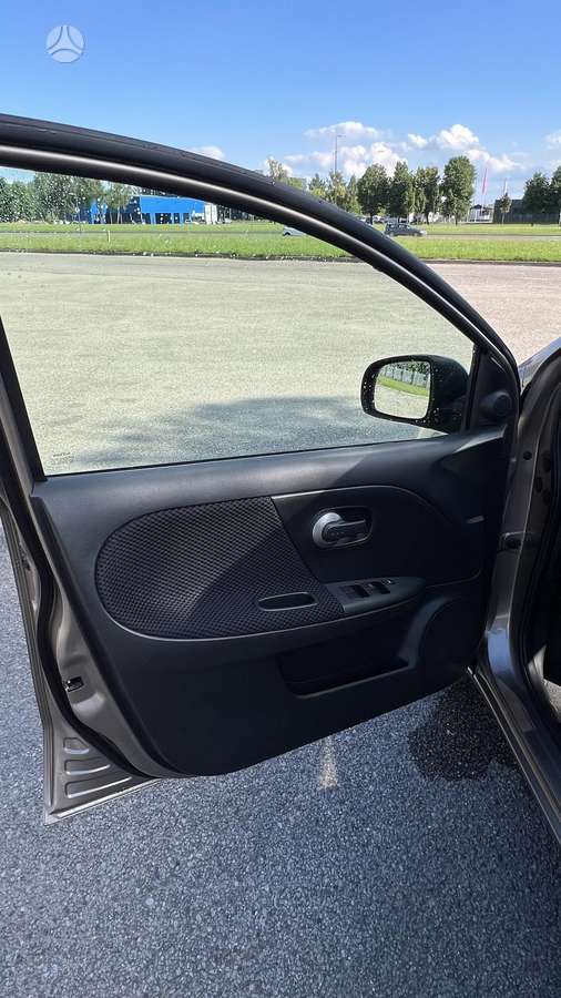 Nissan Note, 1.5 l., hatchback