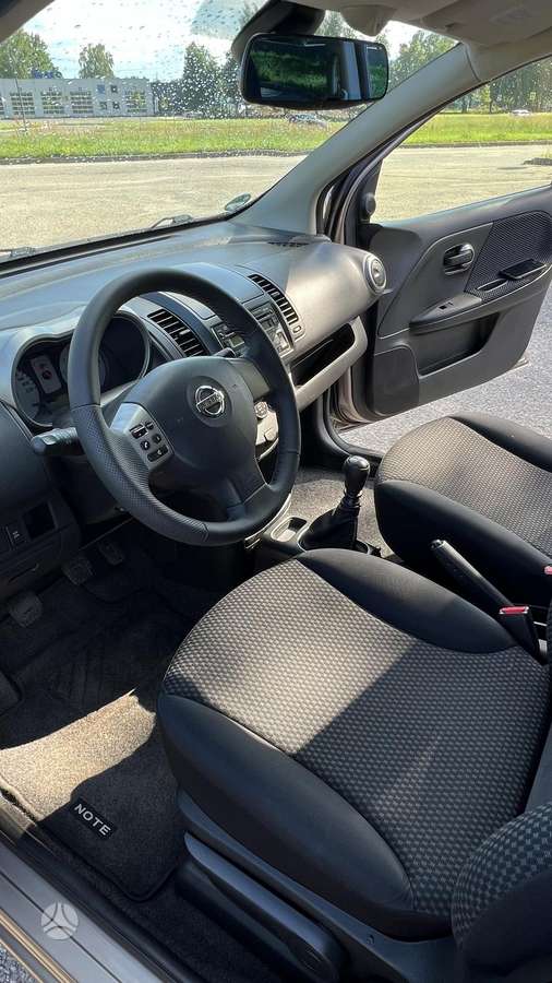 Nissan Note, 1.5 l., hatchback