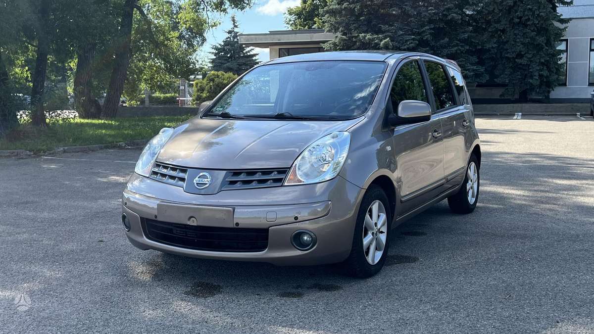 Nissan Note, 1.5 l., hatchback