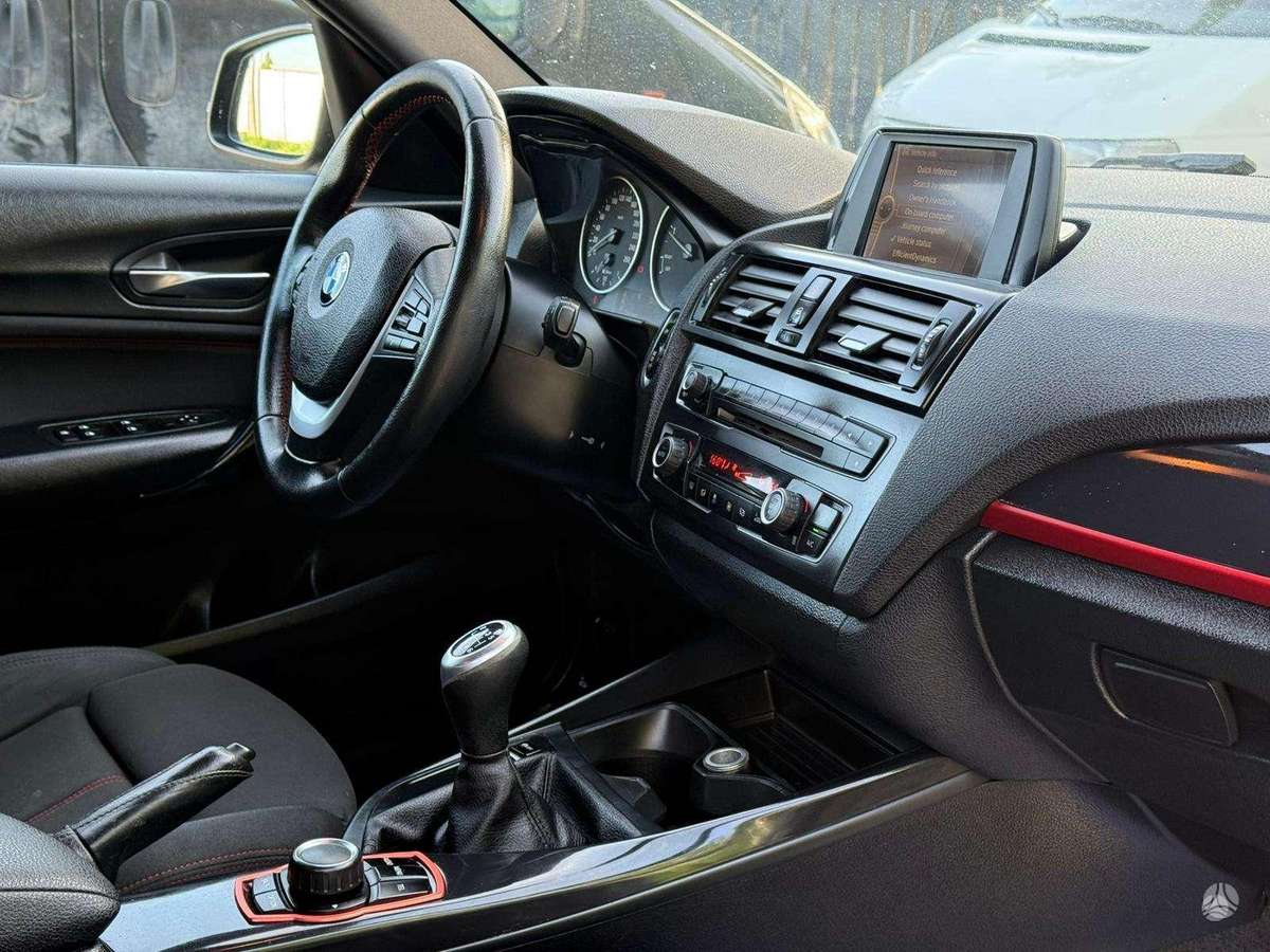 BMW 120, 2.0 l., hatchback