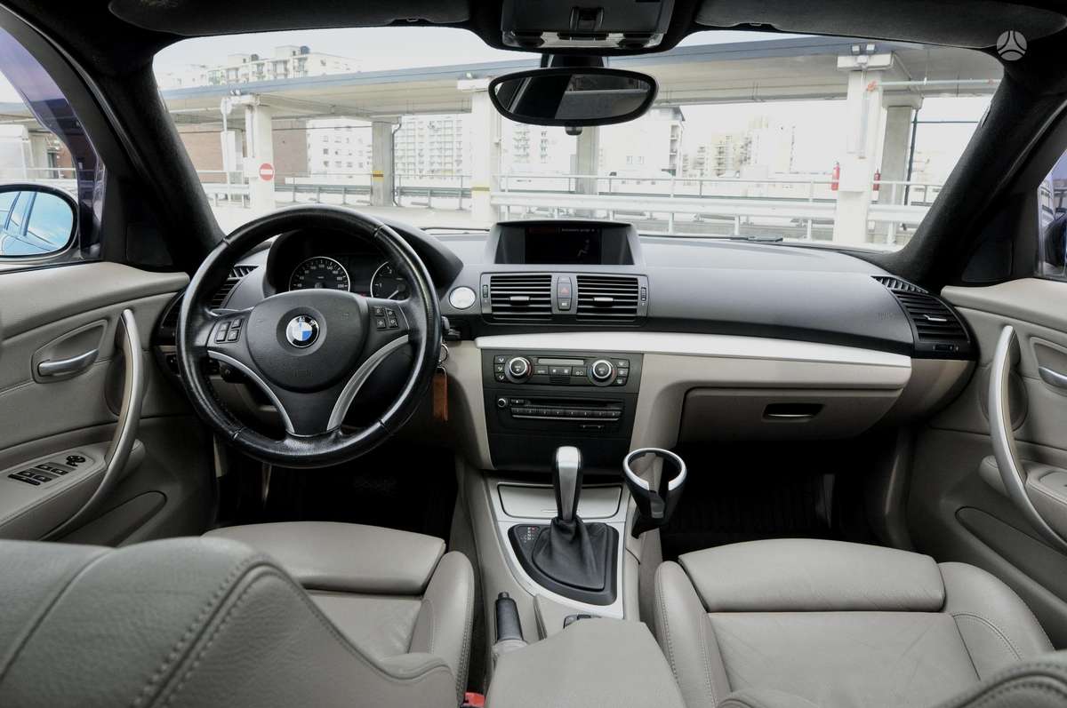 BMW 120, 2.0 l., Хэтчбек