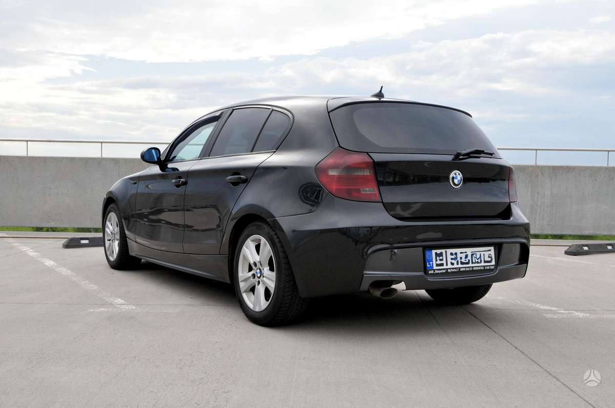 BMW 120, 2.0 l., hatchback