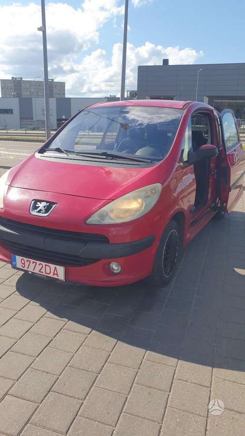 Peugeot 1007 - 2