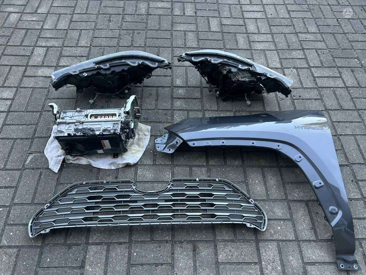 Toyota RAV4 body parts