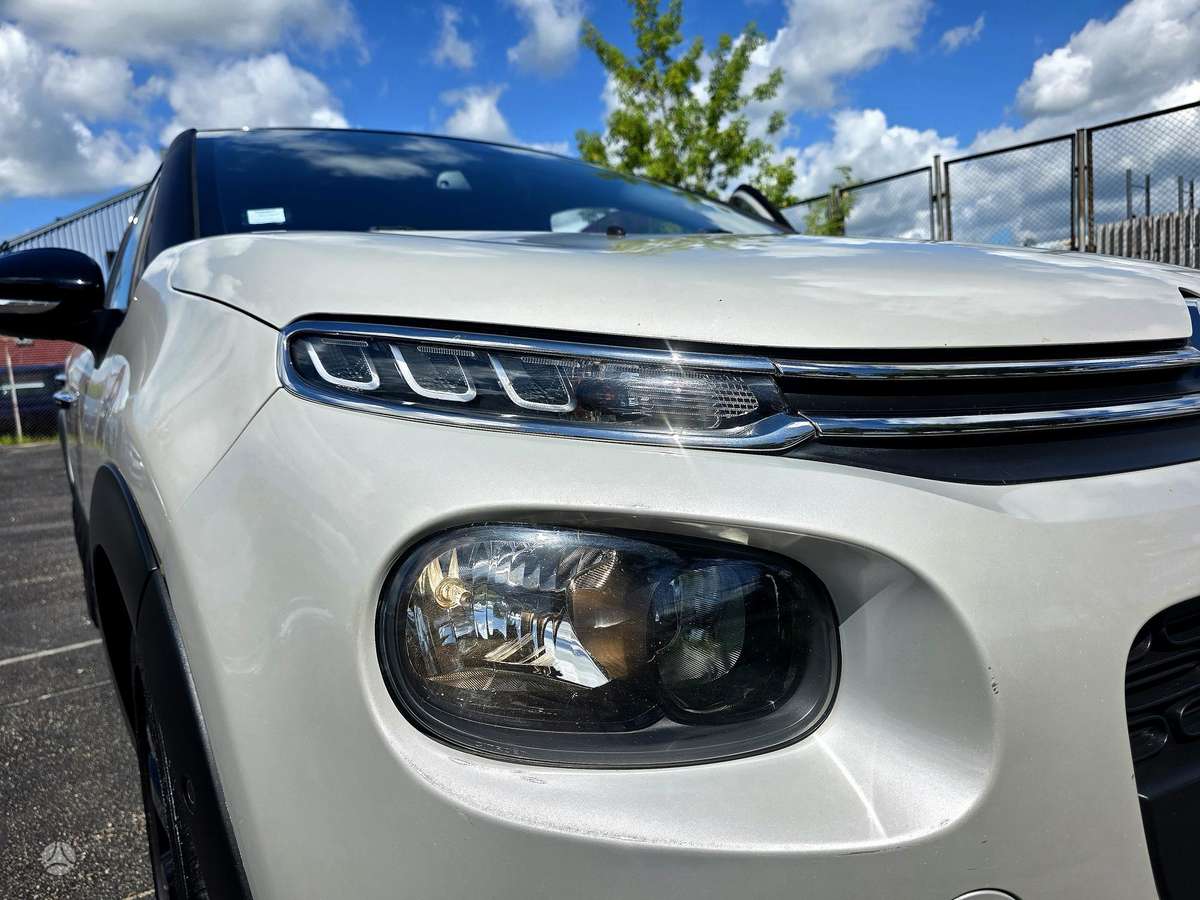 Citroen C3, 1.2 l., hatchback