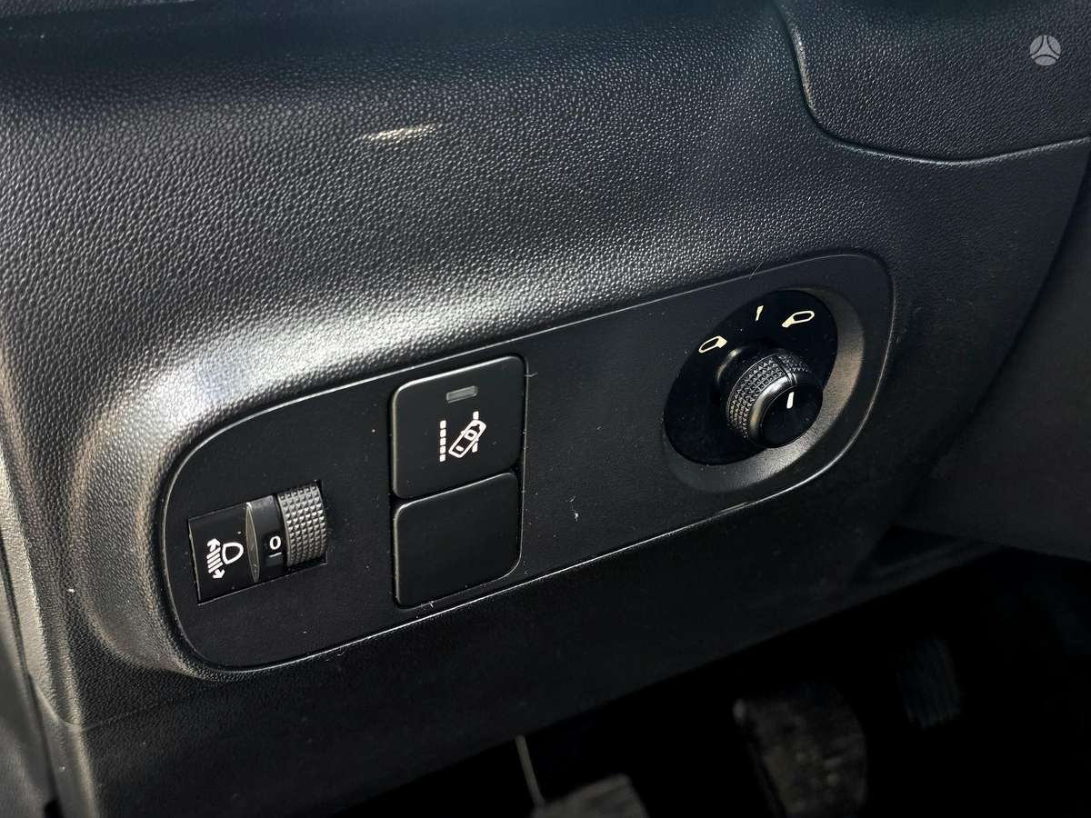 Citroen C3, 1.2 l., hatchback