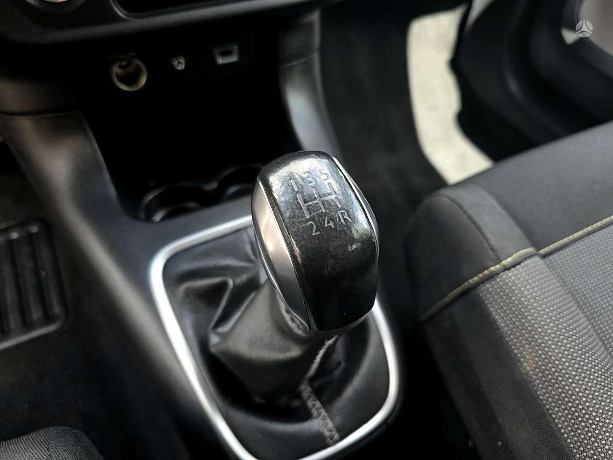 Citroen C3, 1.2 l., hatchback