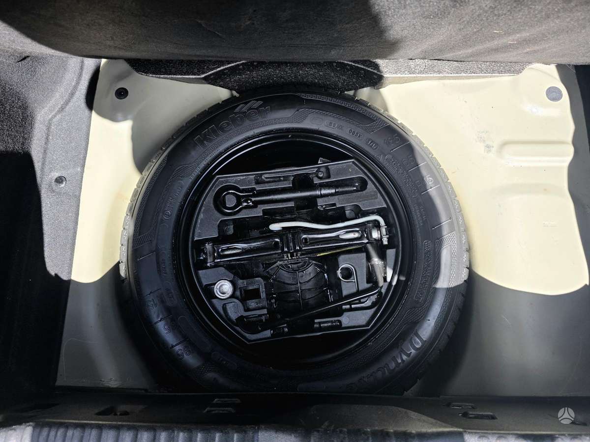 Citroen C3, 1.2 l., hatchback