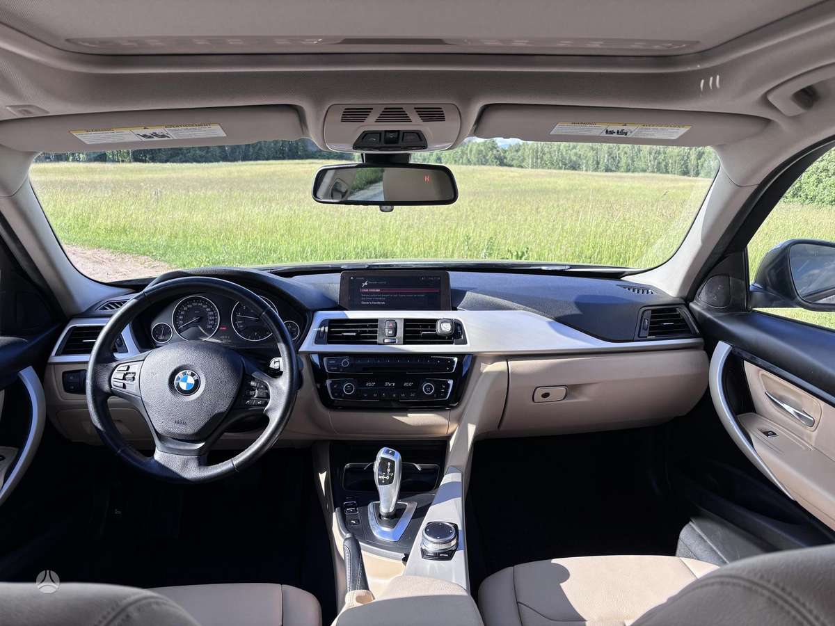 BMW 320, 2.0 l., Седан