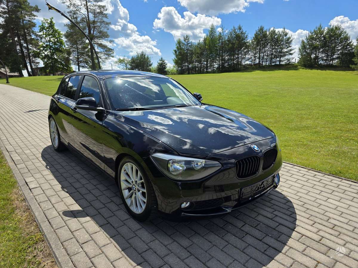 BMW 125, 2.0 l., Хэтчбек