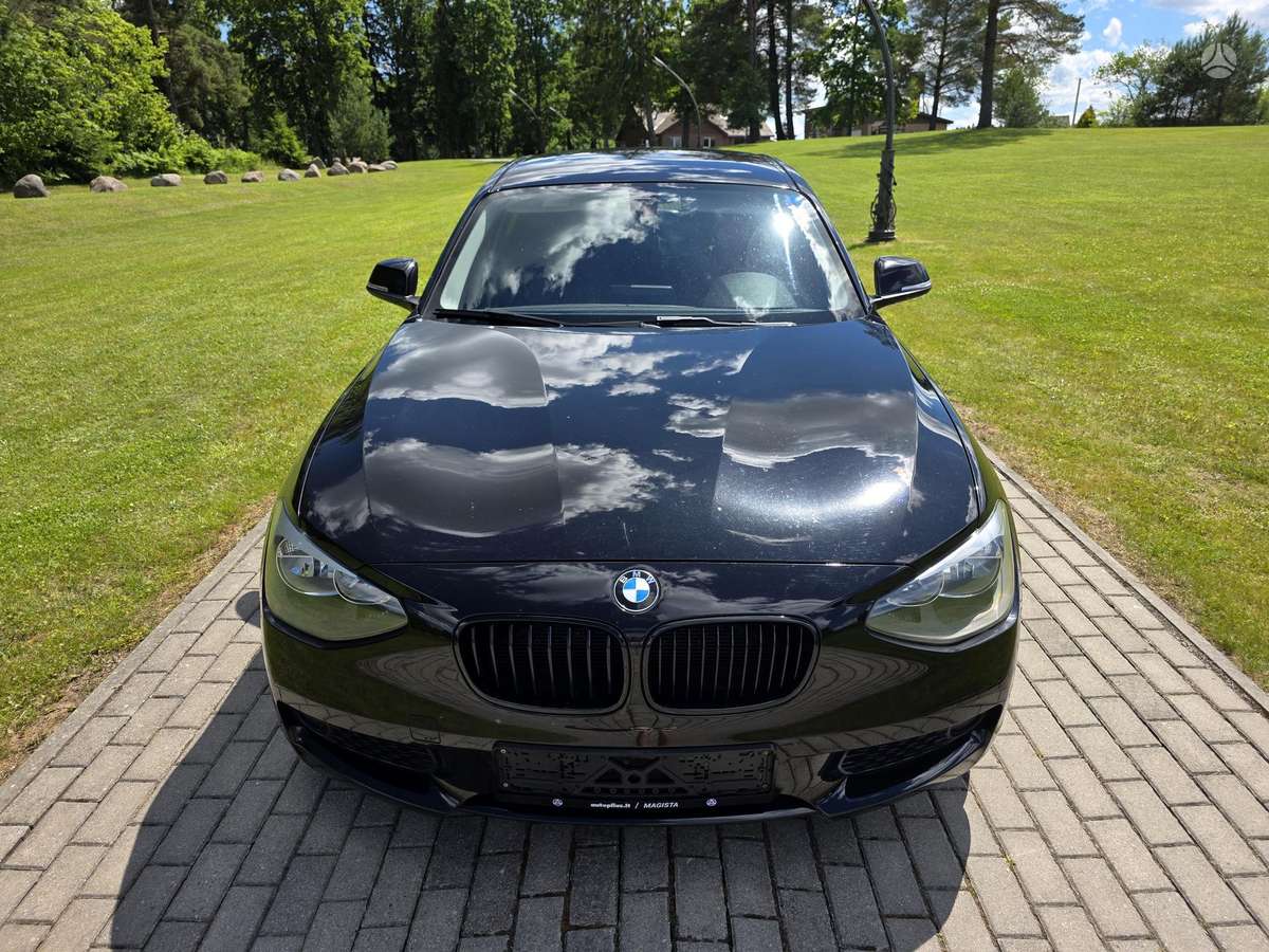 BMW 125, 2.0 l., Хэтчбек