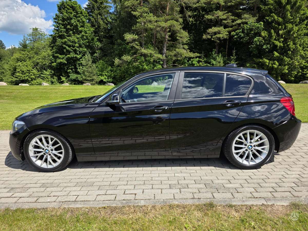 BMW 125, 2.0 l., Хэтчбек