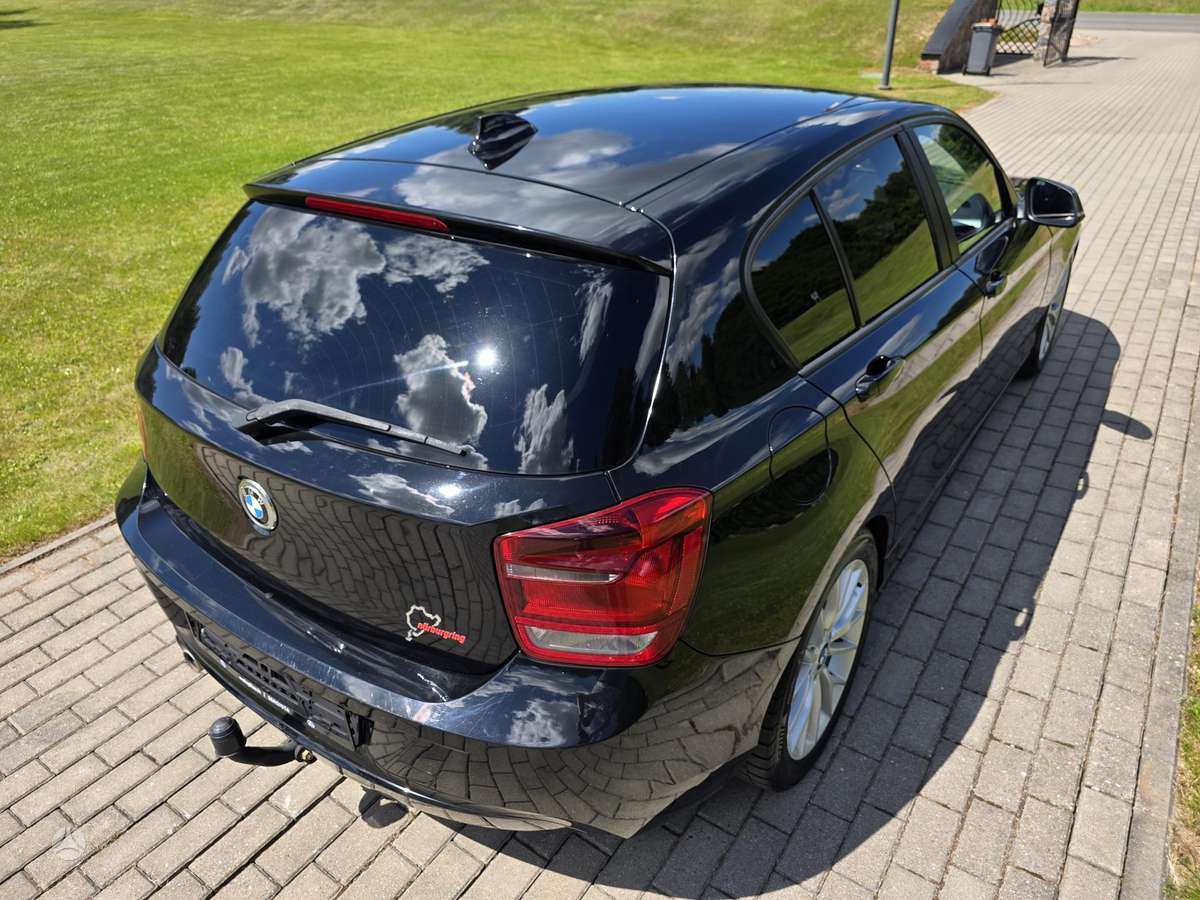 BMW 125, 2.0 l., hatchback