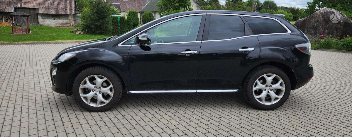 Mazda CX-7, 2.2 l., off-road / crossover
