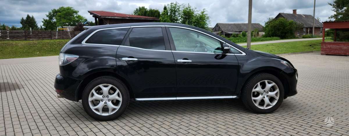 Mazda CX-7, 2.2 l., off-road / crossover