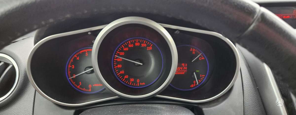 Mazda CX-7, 2.2 l., off-road / crossover