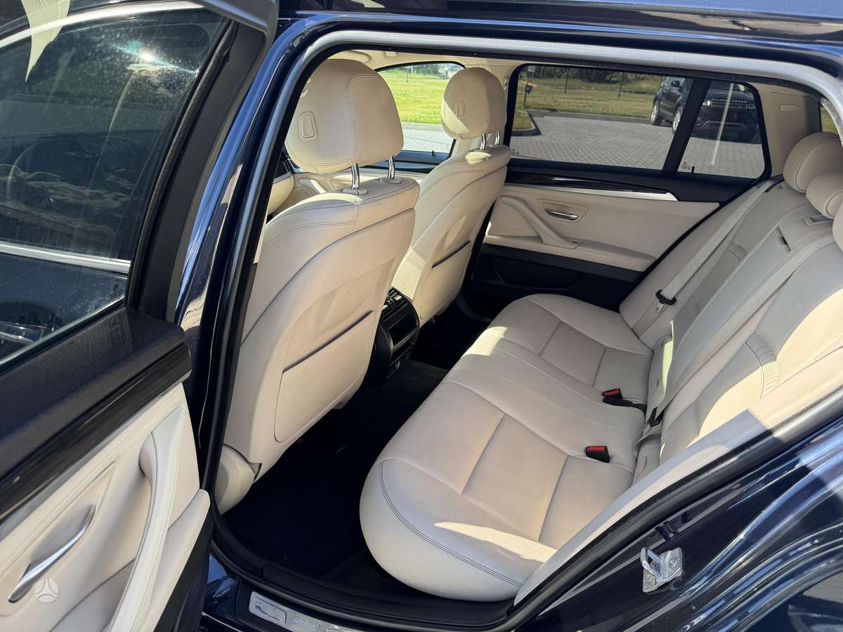 BMW 525, 2.0 l., Универсал