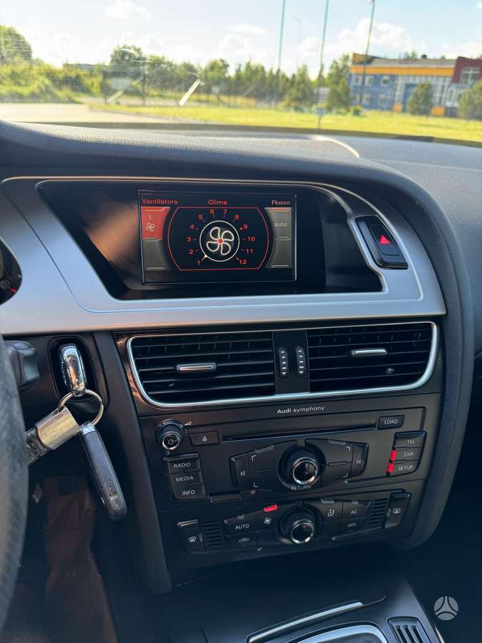 Audi A4, 2.0 l., Универсал