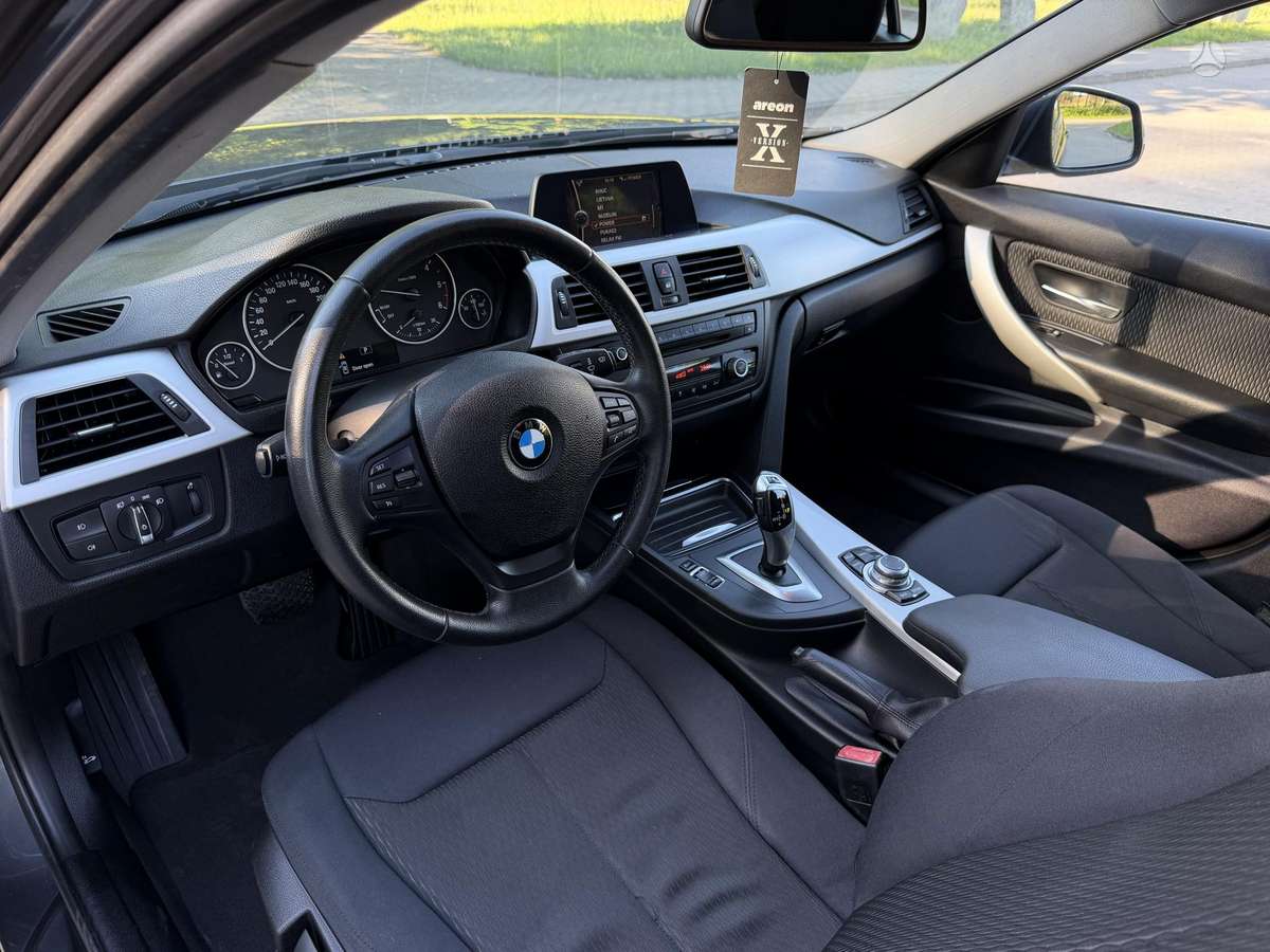 BMW 318, 2.0 l., wagon