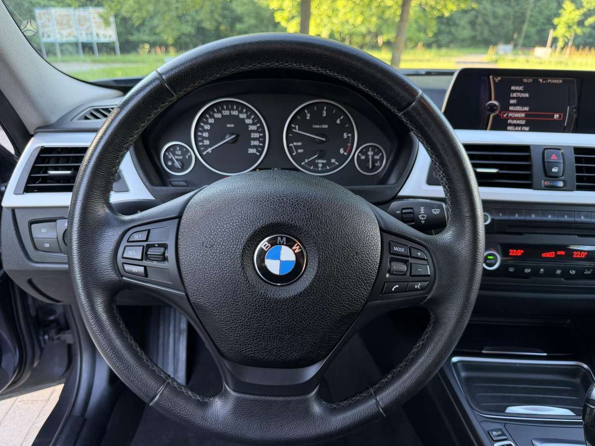 BMW 318, 2.0 l., wagon