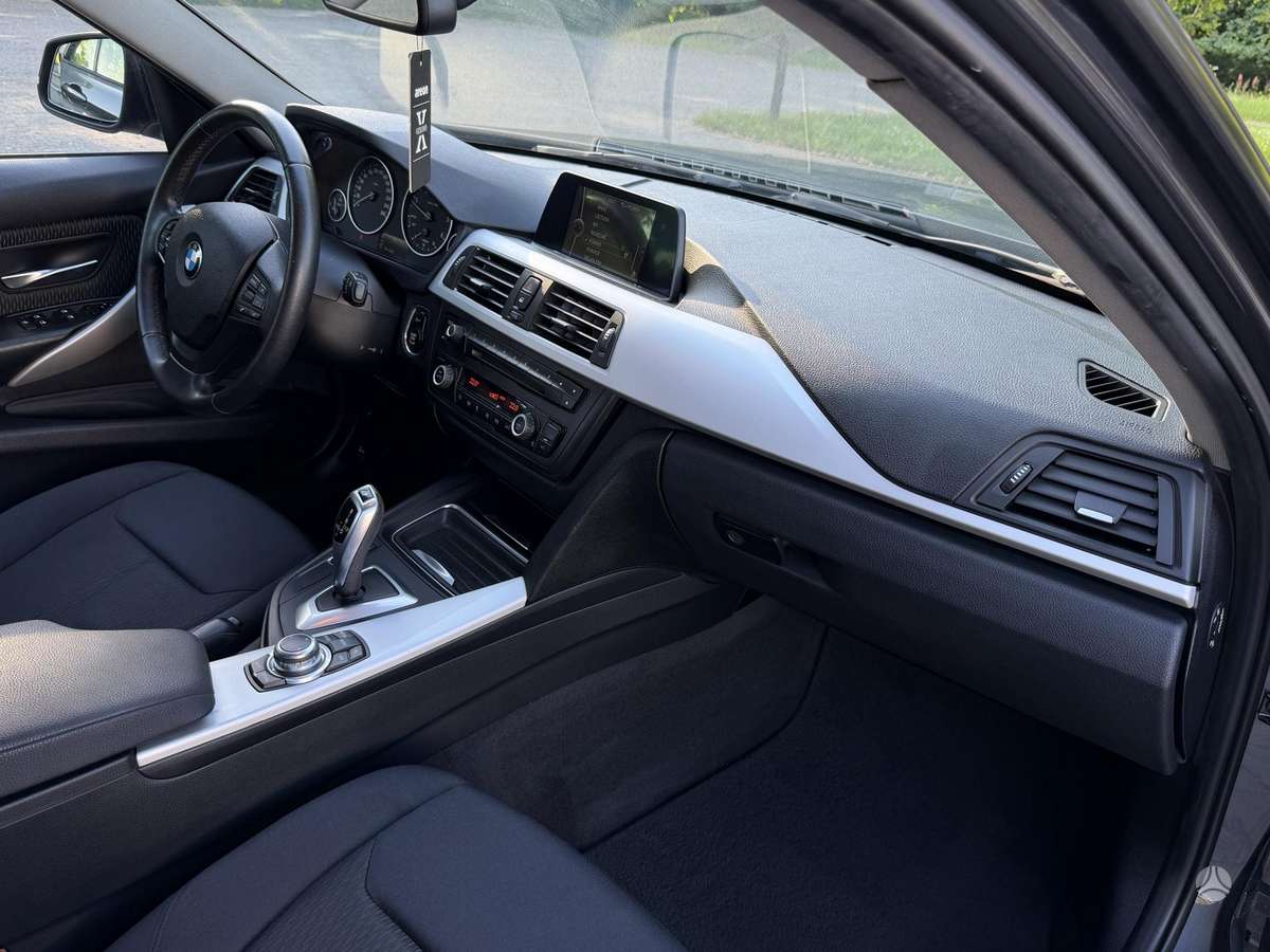 BMW 318, 2.0 l., wagon