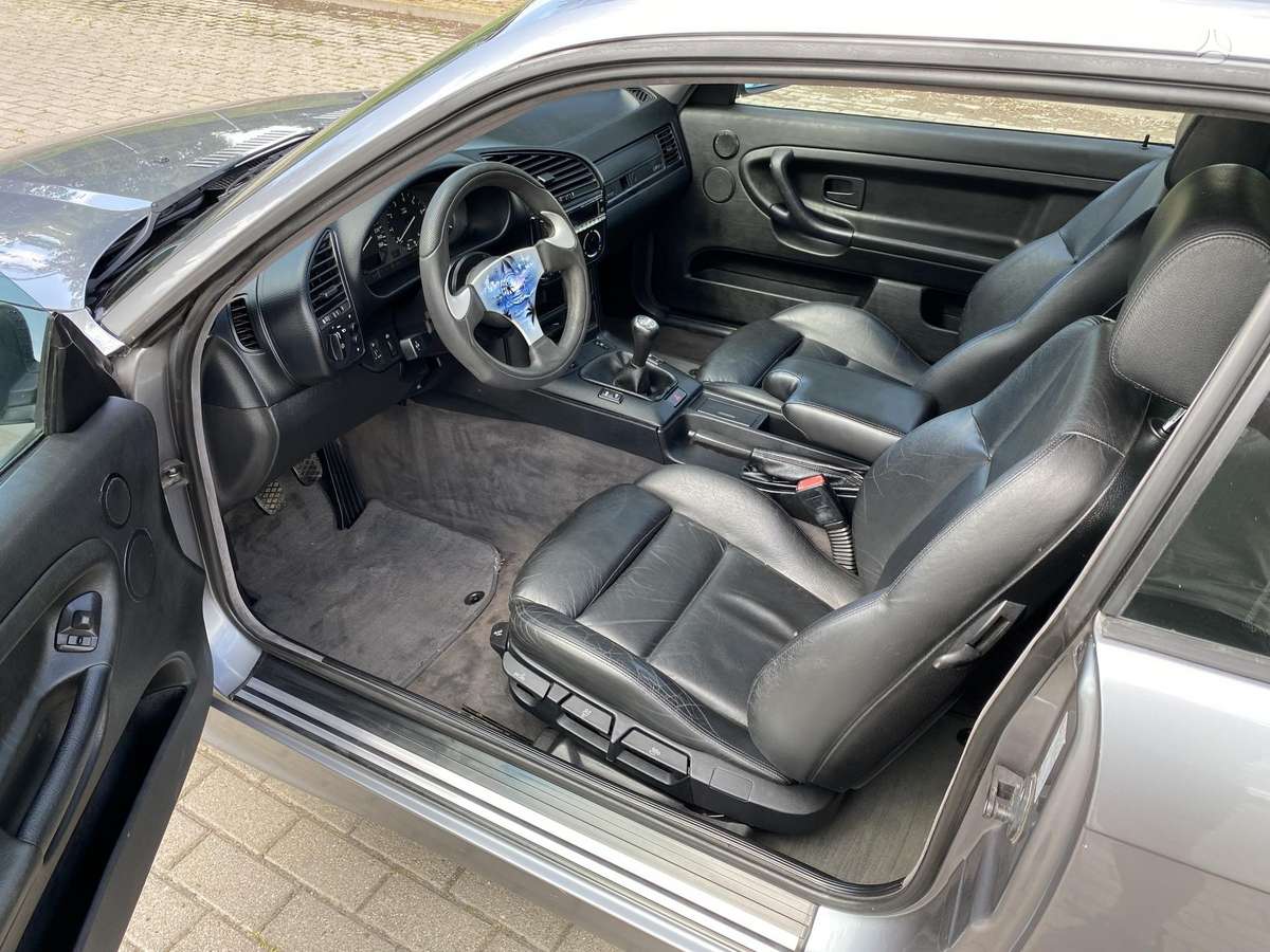 BMW 320, 2.0 l., Купе (coupe)