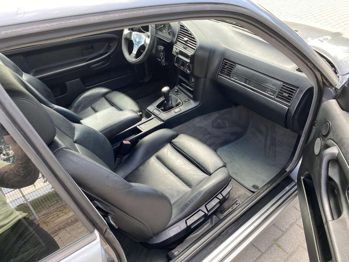 BMW 320, 2.0 l., Купе (coupe)