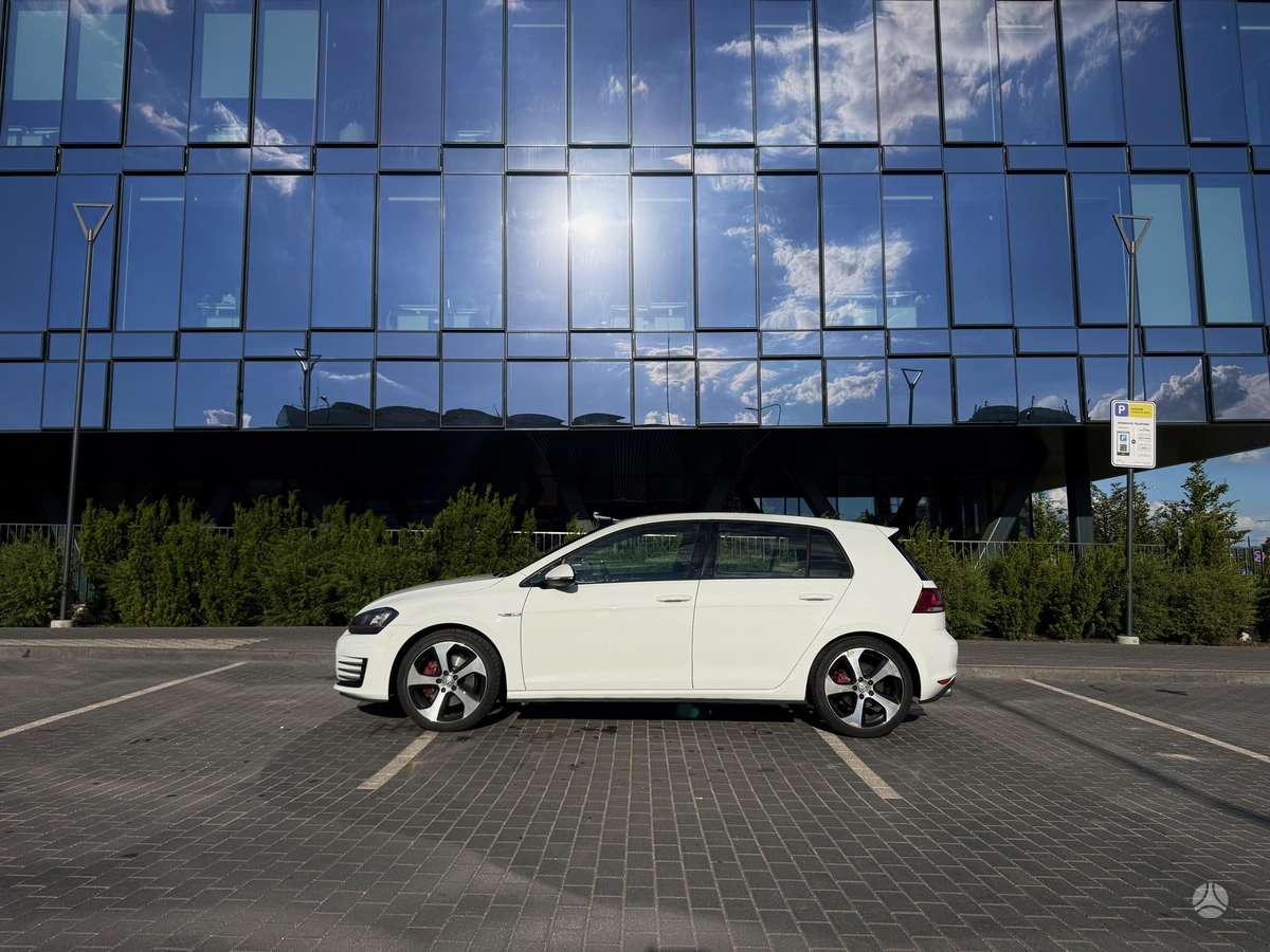Volkswagen Golf, 2.0 l., hatchback