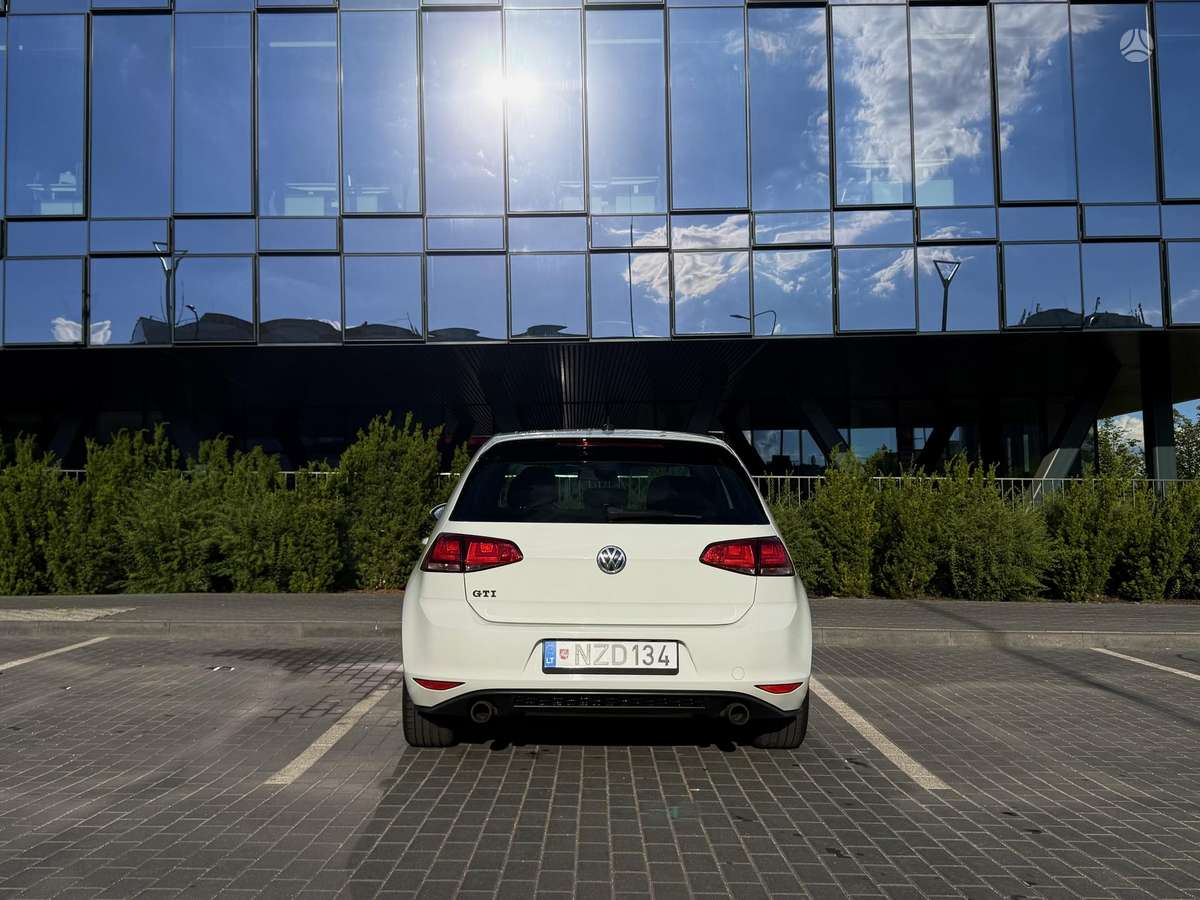 Volkswagen Golf, 2.0 l., hatchback