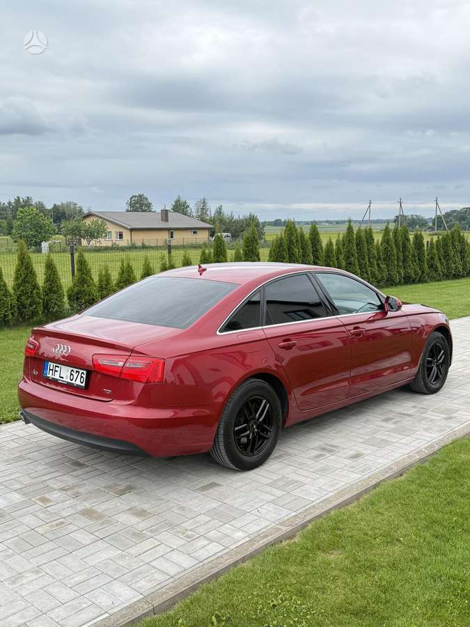 Audi A6, 2.0 l., Седан
