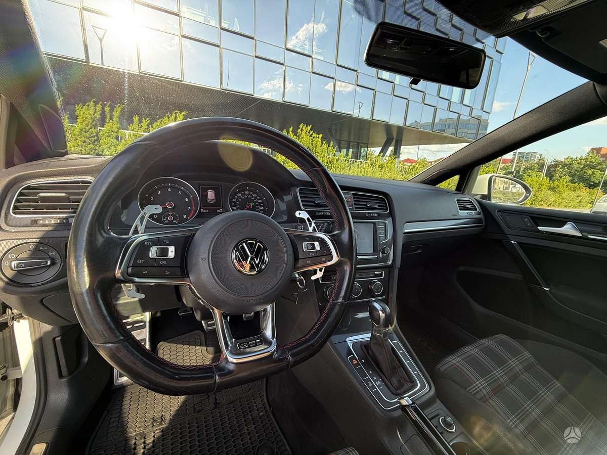 Volkswagen Golf, 2.0 l., hatchback