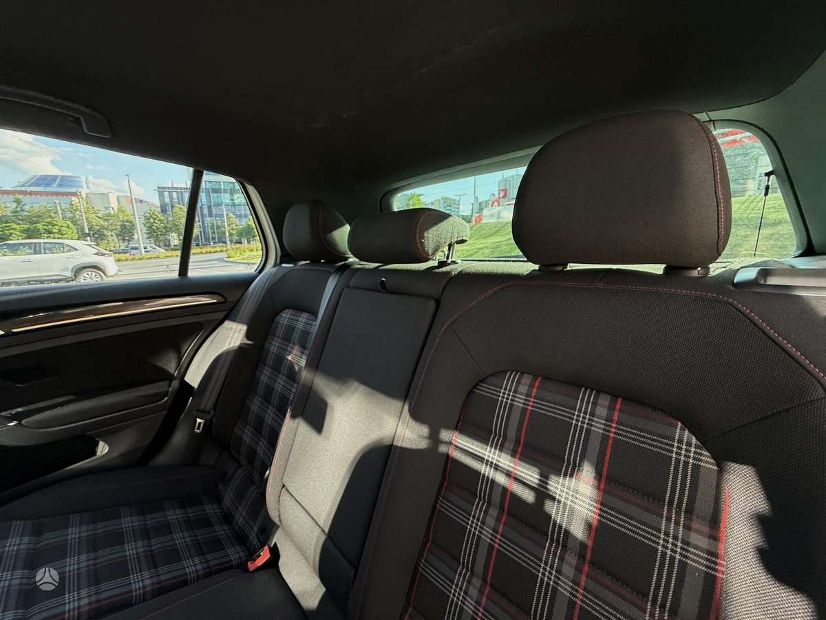 Volkswagen Golf, 2.0 l., hatchback