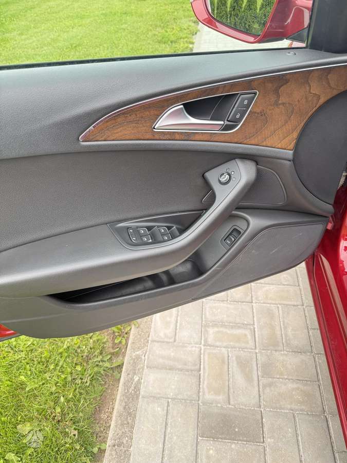Audi A6, 2.0 l., Седан