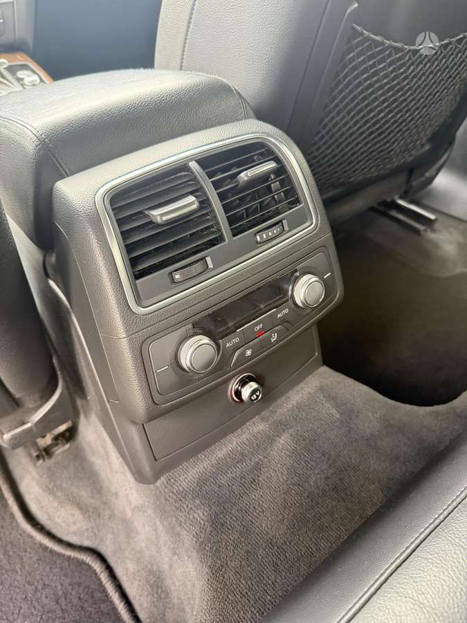 Audi A6, 2.0 l., Седан