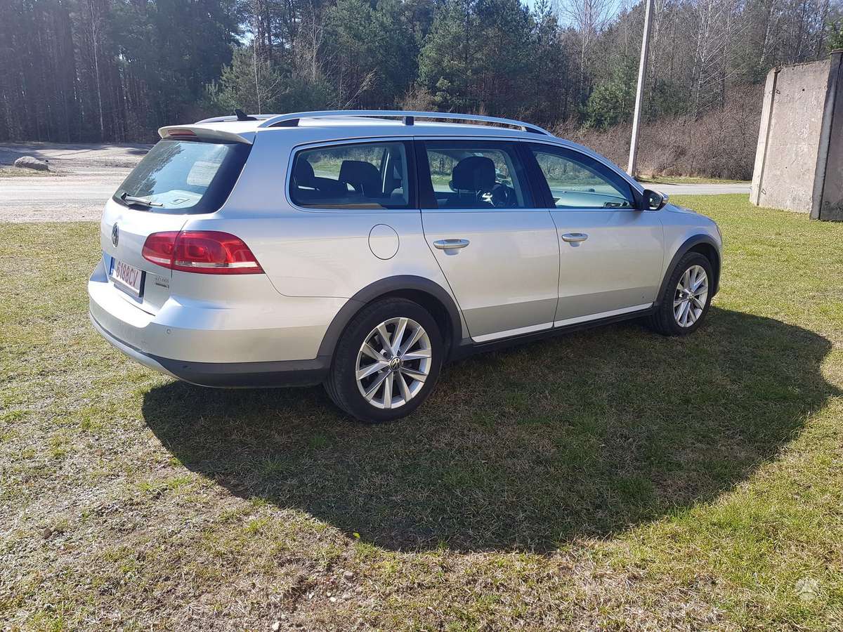 Volkswagen Passat Alltrack - 4