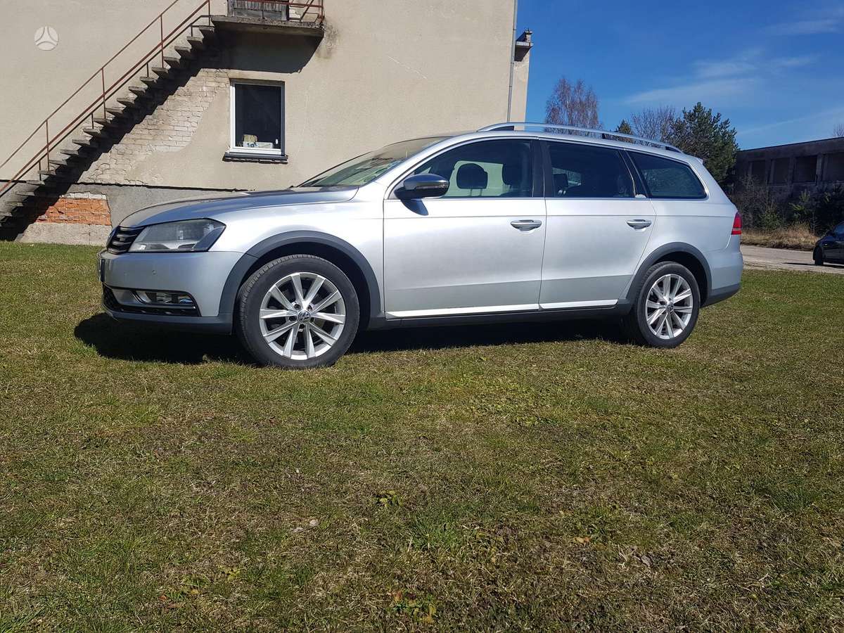 Volkswagen Passat Alltrack - 8